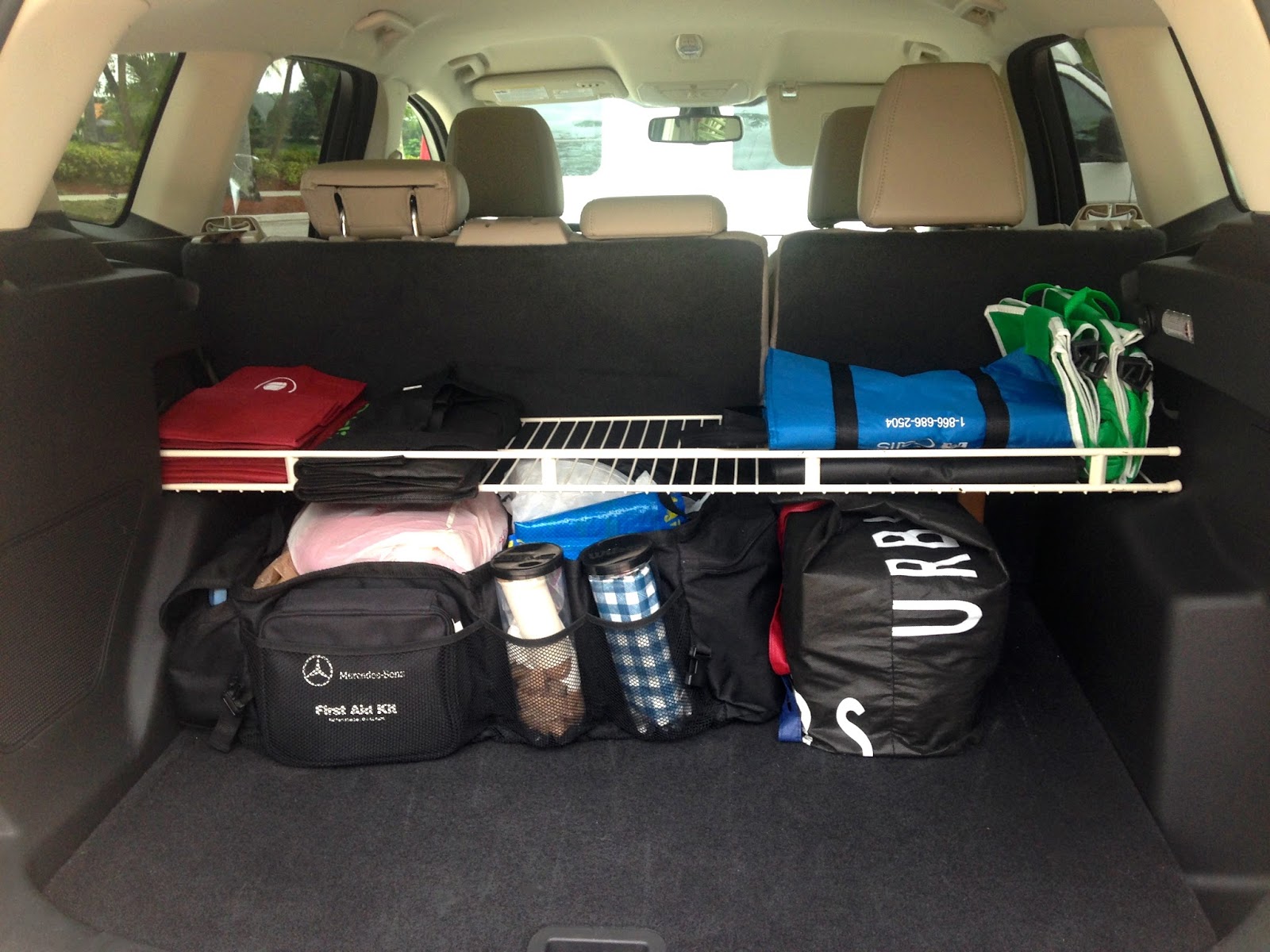 MAY DAYS Organize The Car Trunk With A Shelf