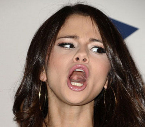 Selena gomez sexy face
