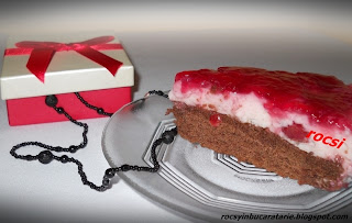 Tarta cu crema de iaurt si visine