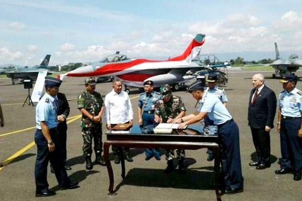 24 Unit Pesawat Tempur F-16 Hibah dari Amerika Serikat 24 Unit Pesawat Tempur F-16 Hibah dari Amerika Serikat