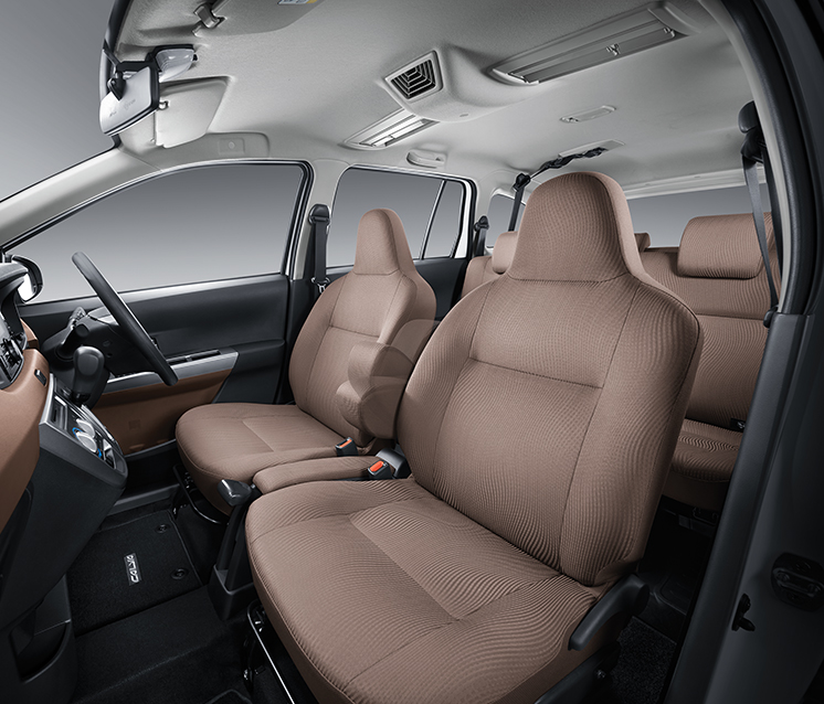 Beberapa Kelebihan dan Kekurangan Toyota Calya LCGC 7 Penumpang - Auto