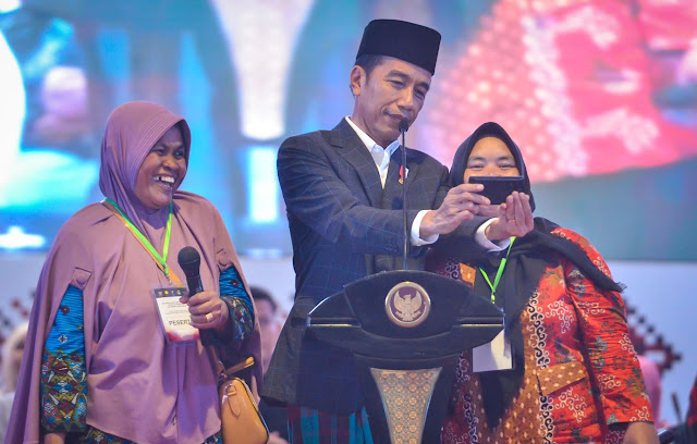 Dari Mekaar Sampai Bank Wakaf, Presiden Jokowi: Pemerintah Sekarang Punya Program Ekonomi Umat