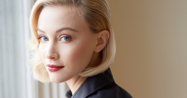 Sarah Gadon | Celebrity Keep | Celebrity Divorce, Religion, Political
