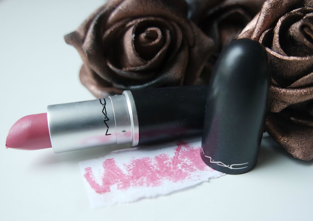 MAC Lovelorn Lipstick Review/Swatch