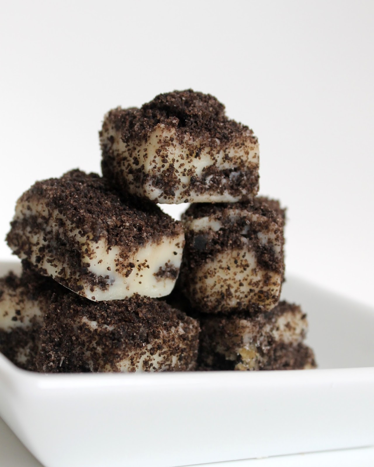 Auntie Bethany The Best Gluten Free White Chocolate Oreo Cookie