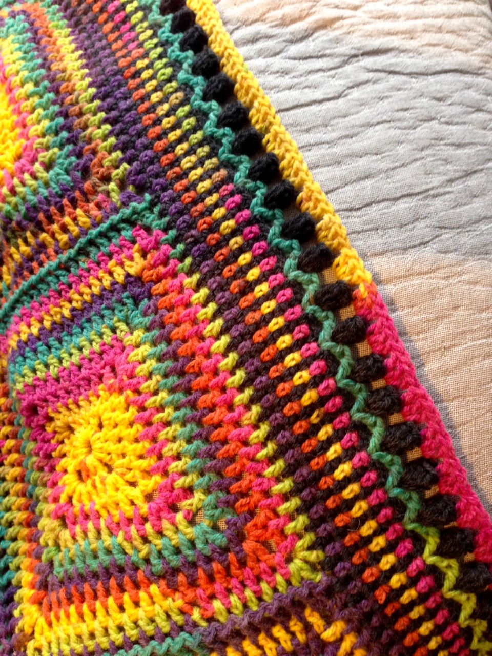 black-tulip-blanket-pattern-link-susan-pinner-bloglovin