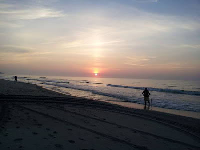 Focus on Life: Week 32 ~ From where I stand: Myrtle Beach, SC vacation... sunrise at he ocean! :: All Pretty Things