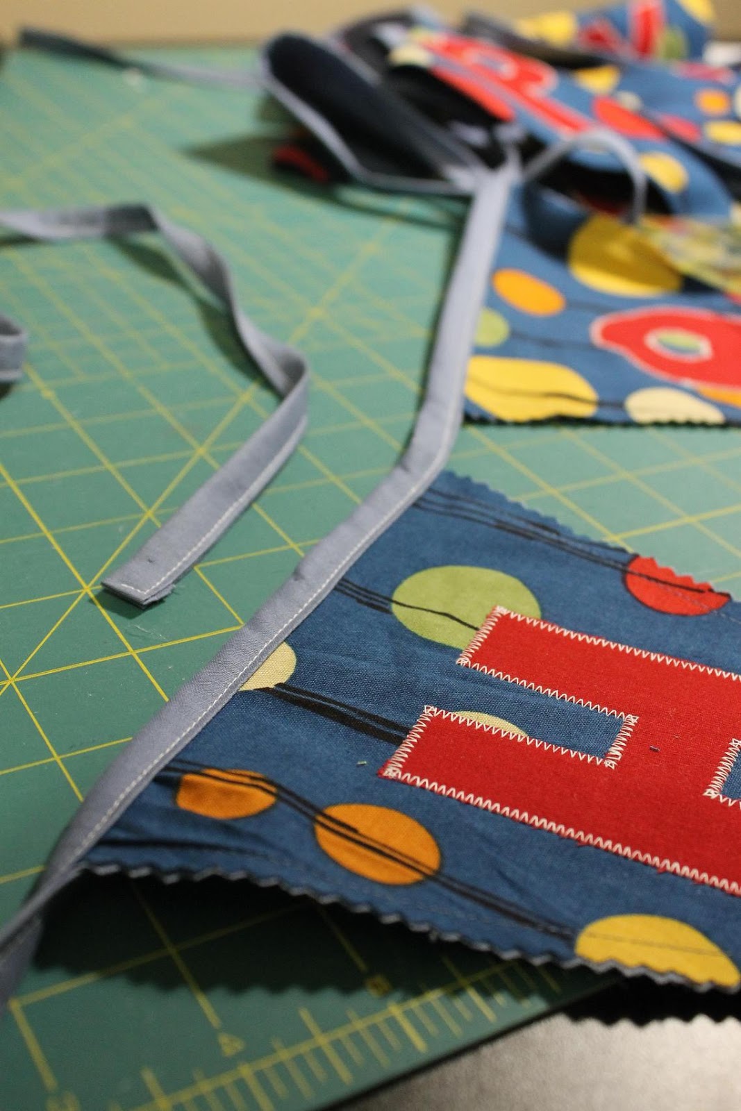 Lilyquilt StraightGrain "Bias Tape" Tutorial