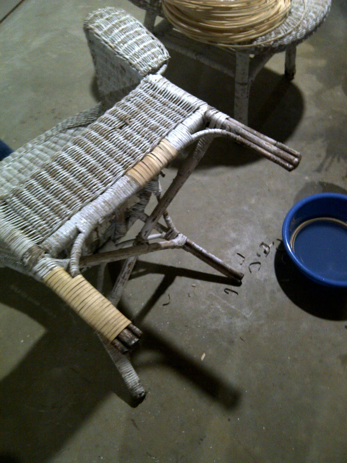 Refinished Wicker Chairs Sunny Carrier