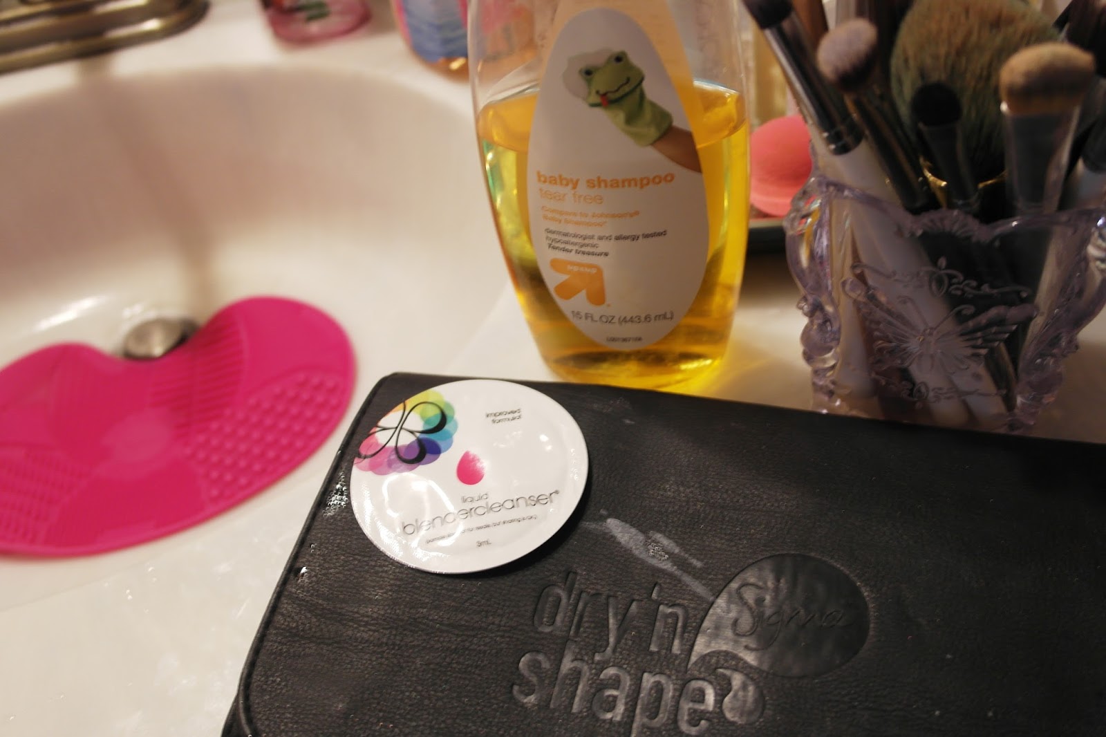 Sigma Brush Cleaning Mat Review The Ashley Cole Blog