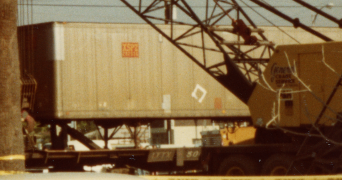 Selma California Train Wreck November 11, 1982 XSPZ Trailer on LTTX 500410 Flatbed