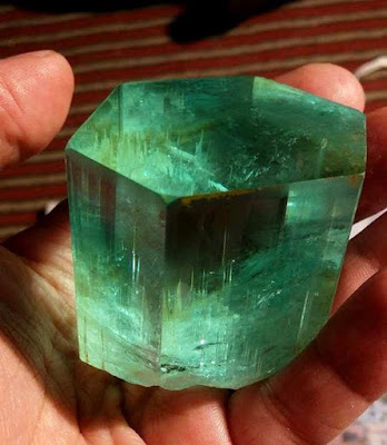 Emerald - The Different Beryl Varieties with Photos