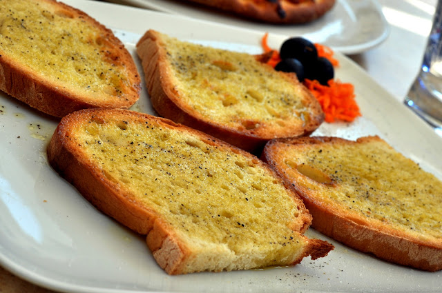 Bruschetta with Garlic and Olive Oil - Caffe delle Erbe - San Gimignano, Italy | Taste As You Go