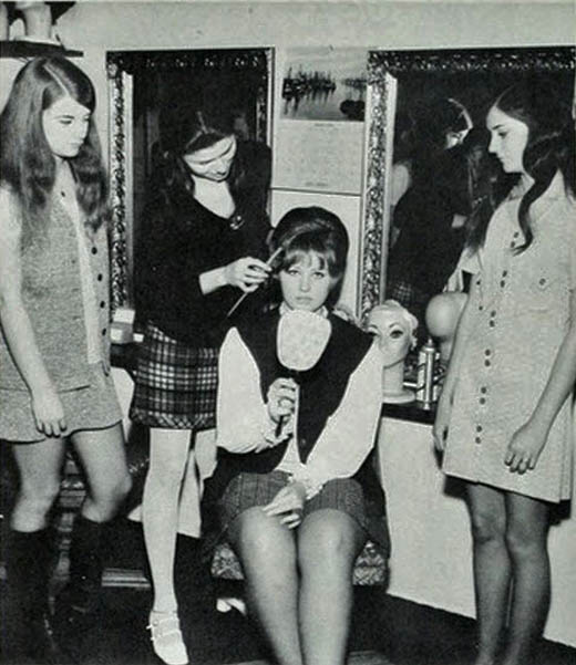 Photos of Beauty Salon & Barber Shop in the 1970's ~ vintage everyday