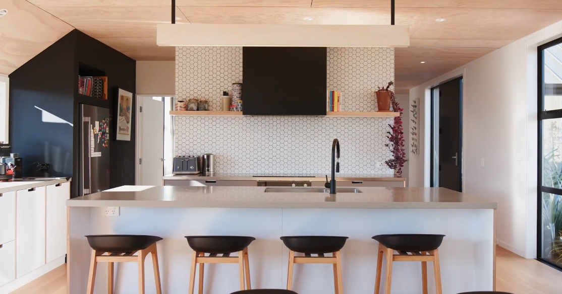 25 Interior Design Photos vs. 13 Torridon Ct, Jack's Point New Zealand Luxury Home Tour