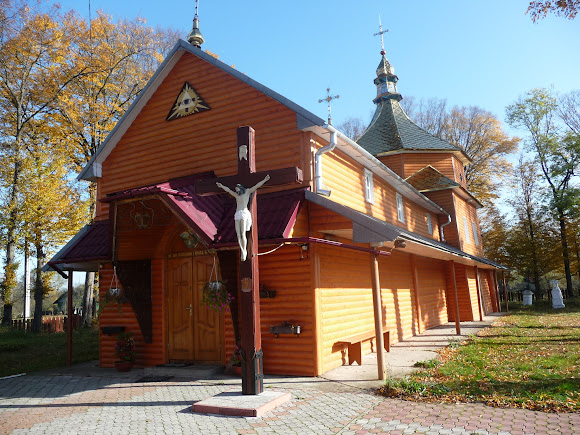 Задеревач, Украина. Церковь Иоанна Крестителя