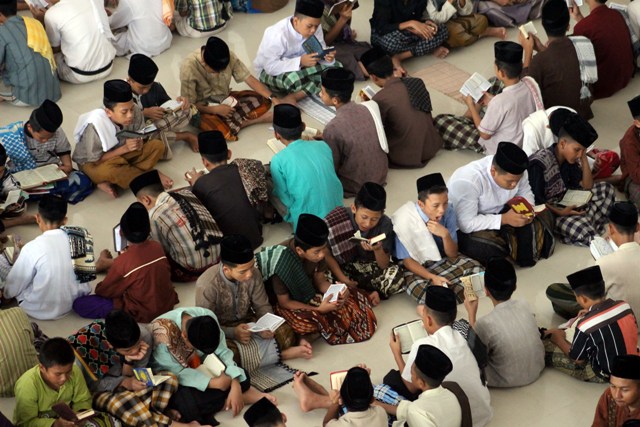 Lebih Tahu Tradisi Ramadhan di Pondok Pesantren