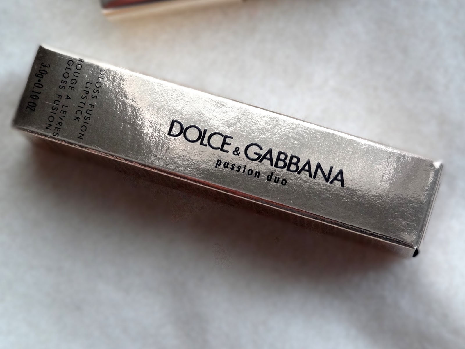 dolce & gabbana passion fusion gloss duo lipstick in 230 iridescent