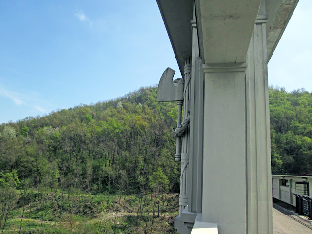 Fascio littorio Diga del Molato Fascio littorio Diga del Molato