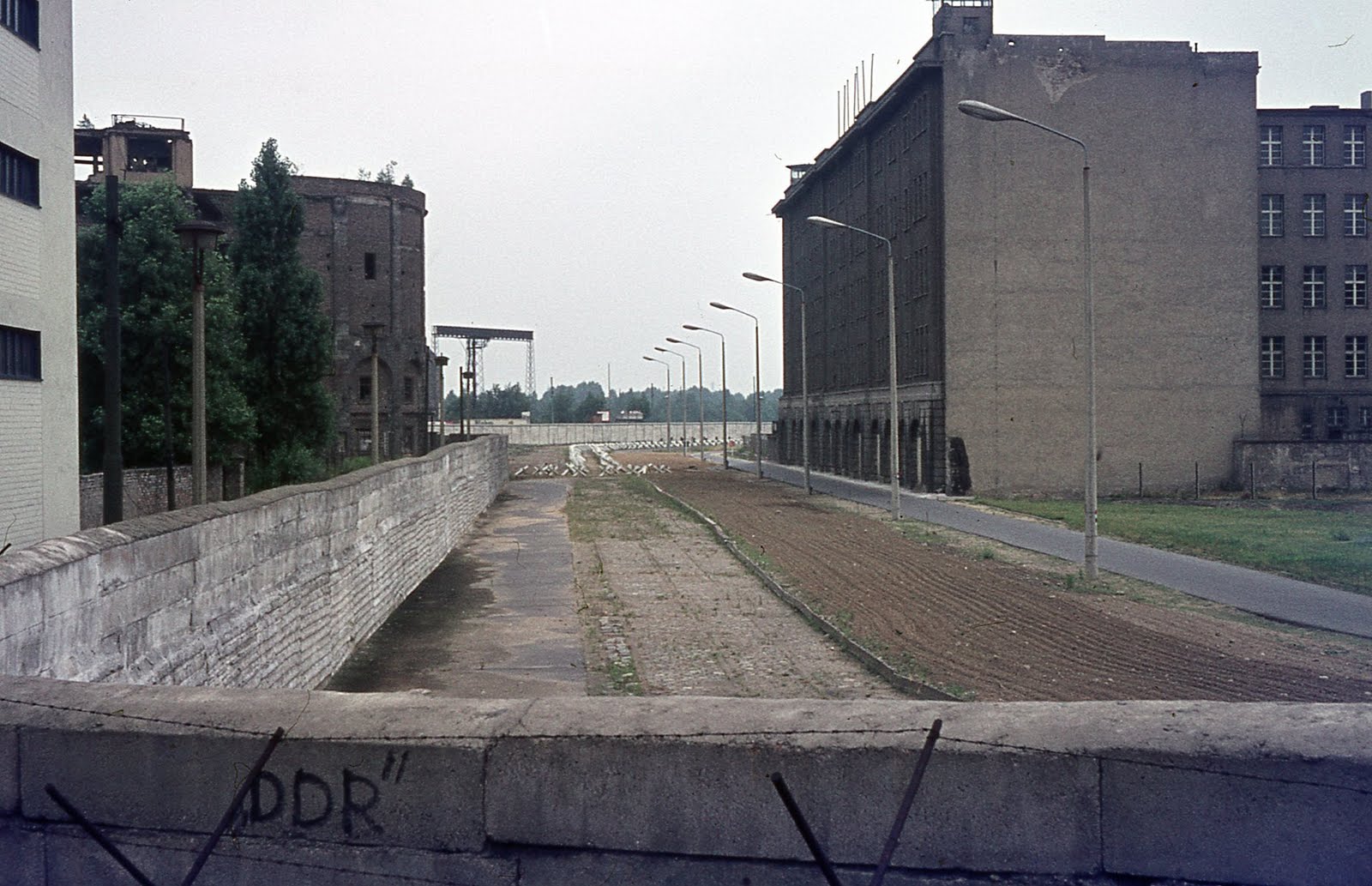 Wahid + Marie meet Volker Berlin east and west July1972