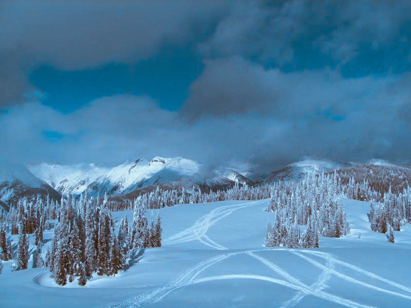 best places for snowboarding in Canada