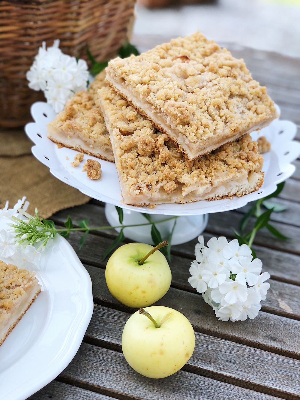 Apfelkuchen vom Blech mit Zimt-Streusel | Fashion Kitchen Apfelkuchen vom Blech mit Zimt-Streusel | Fashion Kitchen