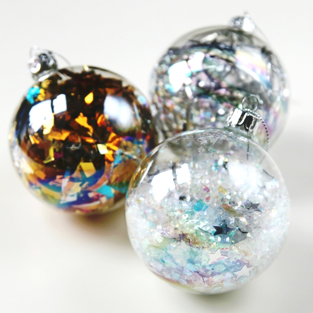 DIY SPARKLE FILLED CHRISTMAS BAUBLES. Gathering Beauty
