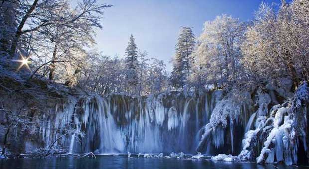 Taman Nasional Plitvice, Kroasia Liburan Musim Dingin di Eropa