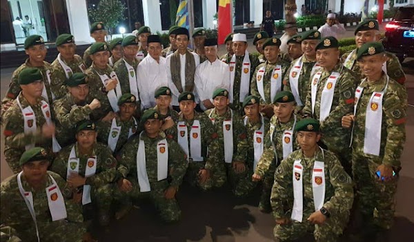 Difitnah Radikal, Ustadz Abdul Somad Justru Dihormati Prajurit TNI AD