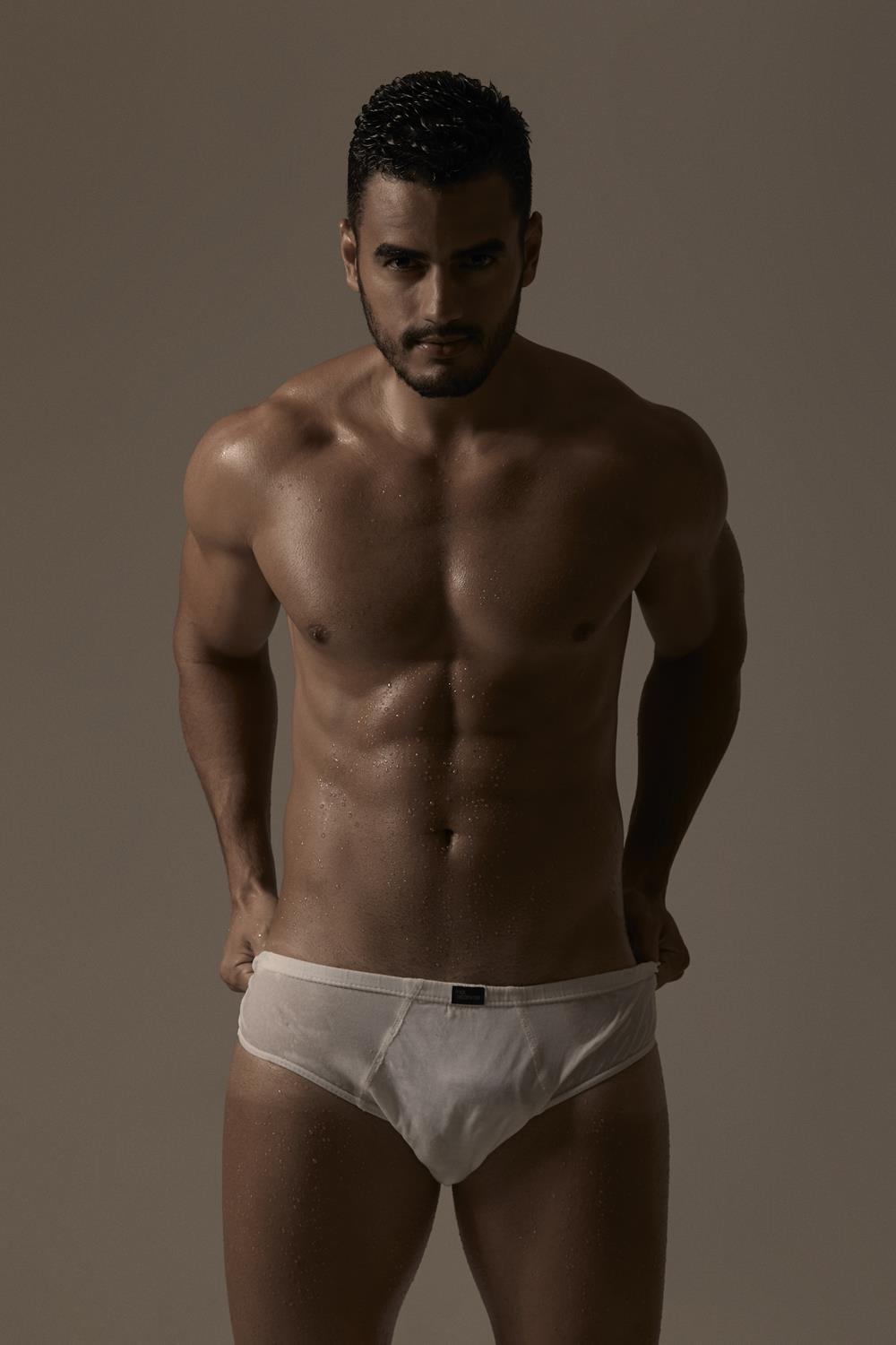 Allan Martins Shirtless by Pedro Fonseca