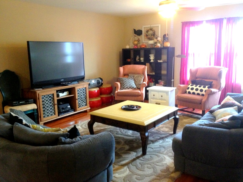 Little Lovables Homefront Living Room Split in Two