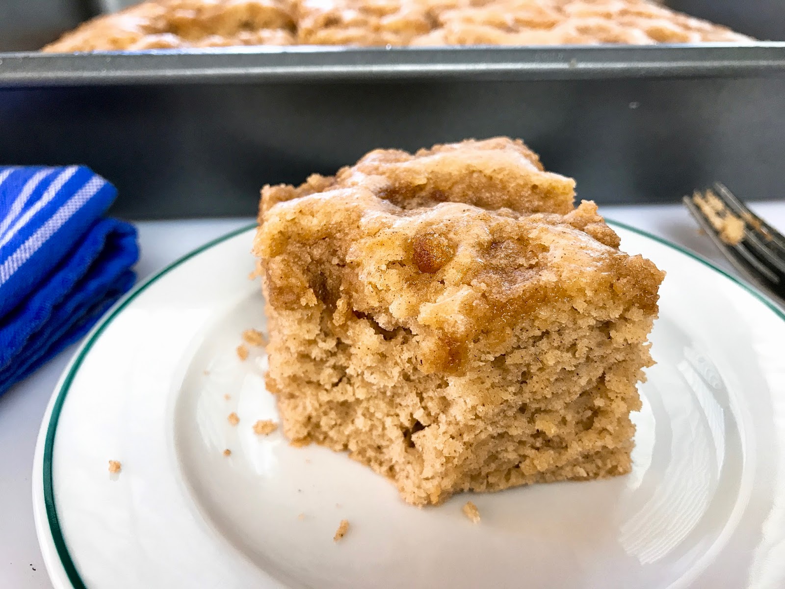 Apple Cinnamon Coffee Cake