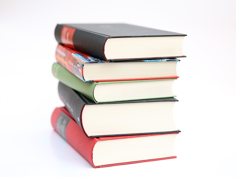 descriptive writing essay ideas university students