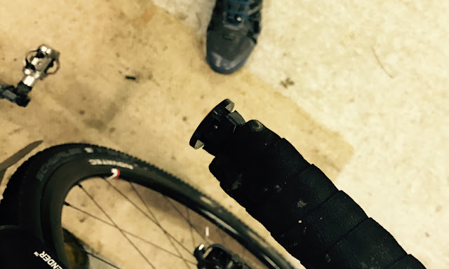 How to make a tubeless tyre repair plug to house in your bar end