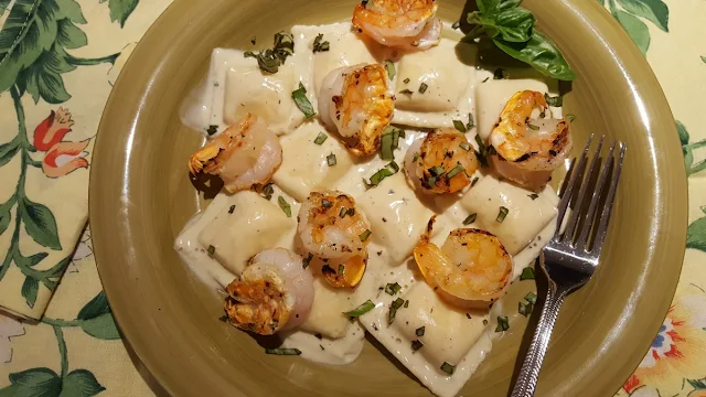 Shrimp Pesto Alfredo with Cheese Ravioli