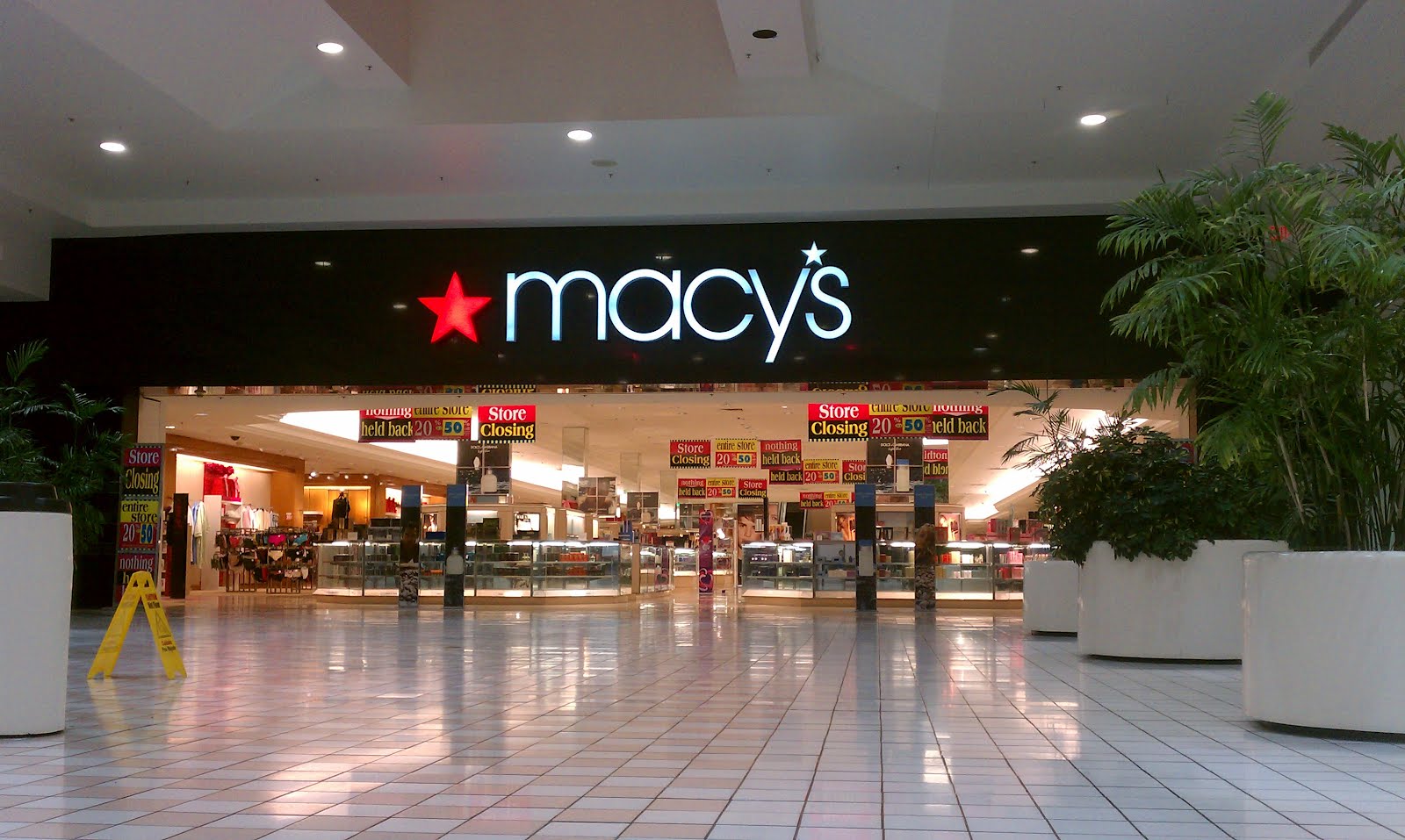The Louisiana and Texas Retail Blogspot: Goodbye Macys at the Mall of the Mainland in Texas City