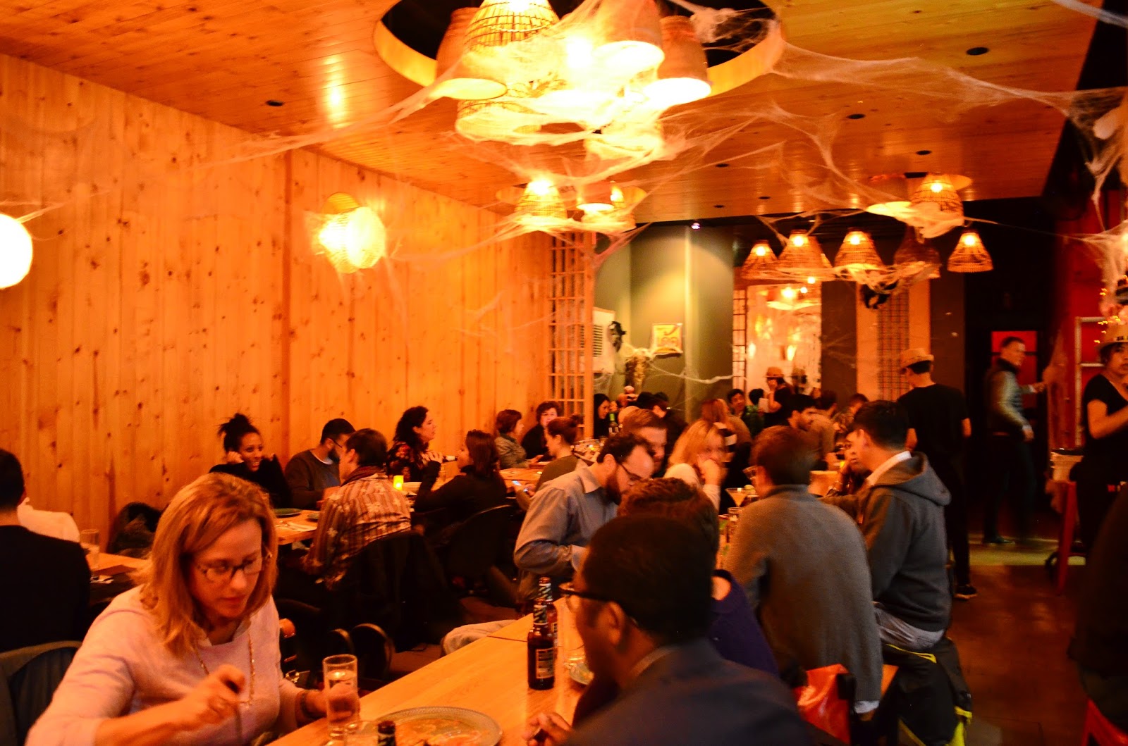 Hedofoodia Somtum Der, New York