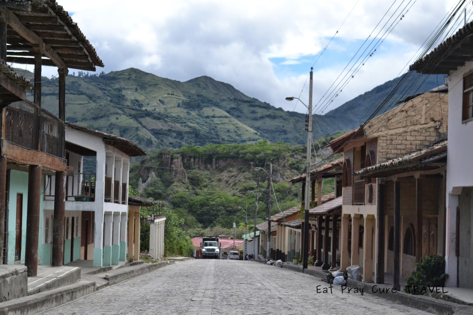 Caracoleando por el mundo Despedimos Ecuador en Vilcabamba y saludamos