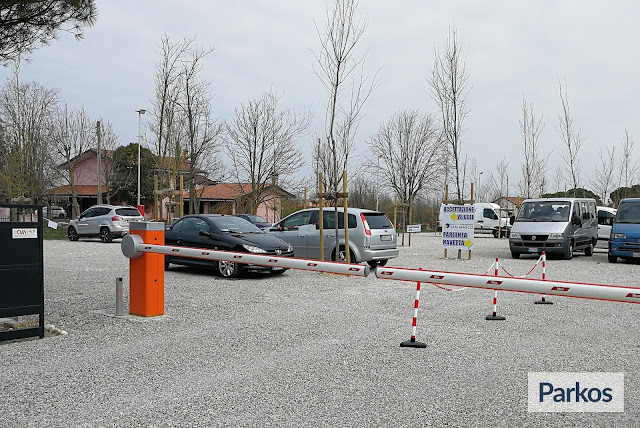 parcheggio aeroporto venezia