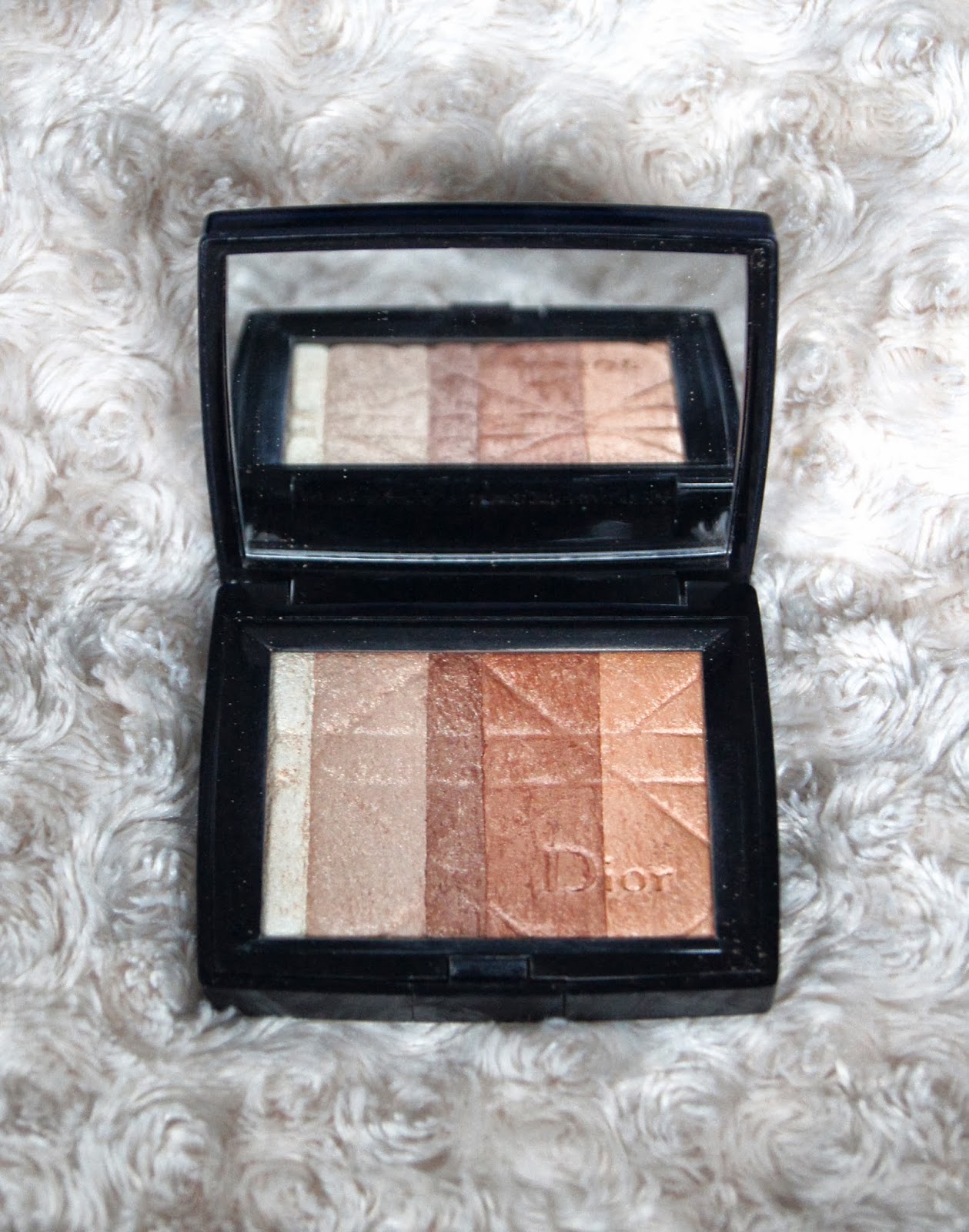 dior poudre shimmer amber diamond highlighter review