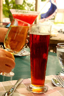 ratafia de fruits, cerises, épices fabriquer son apéritif de fruits, maison
