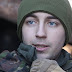 Зупиніться, люди, він Загинув. Відкиньте справи, він був молодим, і йому вже не виповниться 24 роки