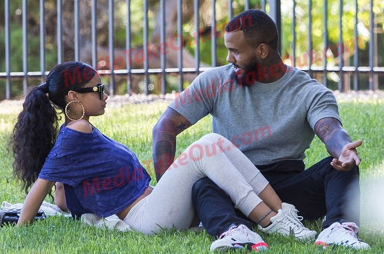 Rapper Game caught fingering his GF & making her smell his finger