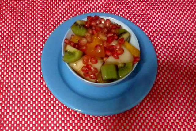 salada de fruta com romã Receita de salada de fruta com romã