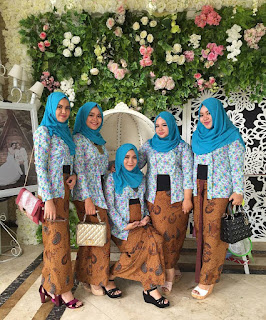 Model Kebaya Batik Untuk Pesta Model Kebaya Batik Untuk Pesta
