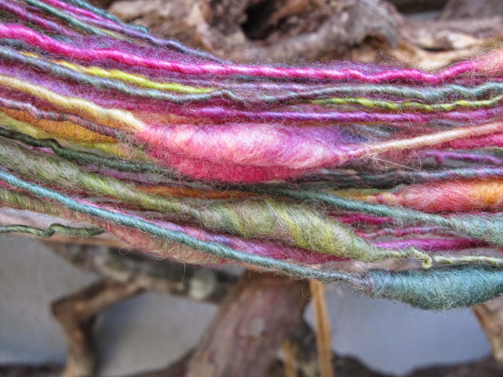 Lucca Dot Yarn: Cocoons