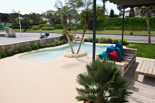 piscina de arenas tropicales