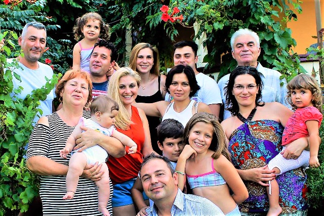 Familia DOBOSERU in 2017 , la Armasoaia