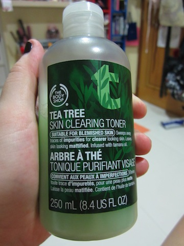 Beauty Box: Review: The Body Shop Tree Toner! (photos!)