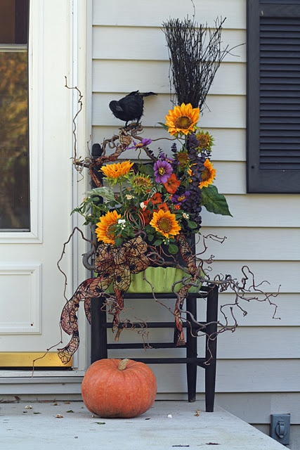A Few of My Favorite Things: Halloween Porches